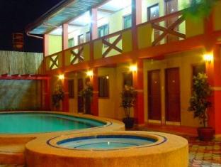 Saltimboca Tourist In Hotel Bacolod Exterior photo
